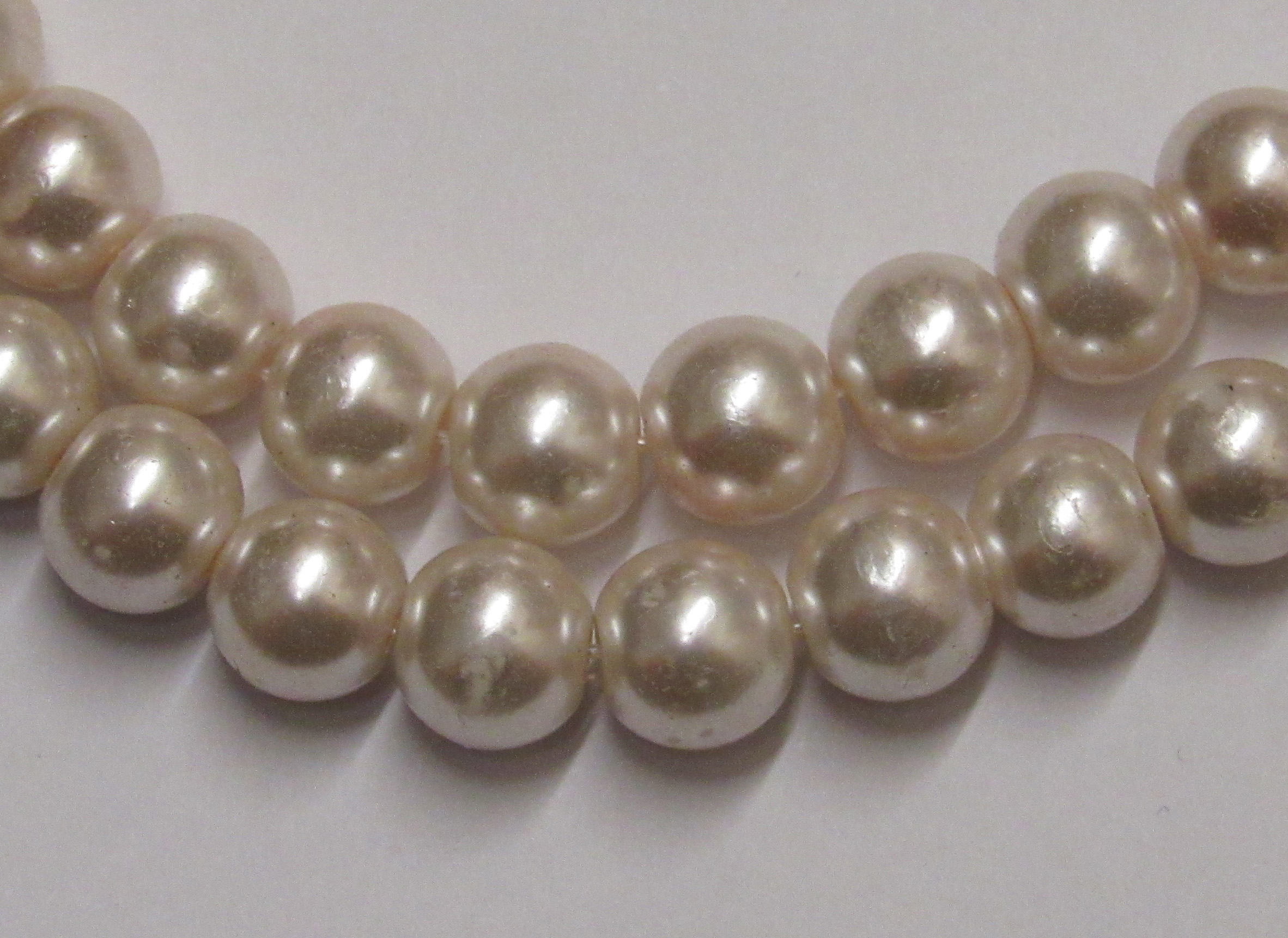 Glass Pearls Cream Rose 10mm