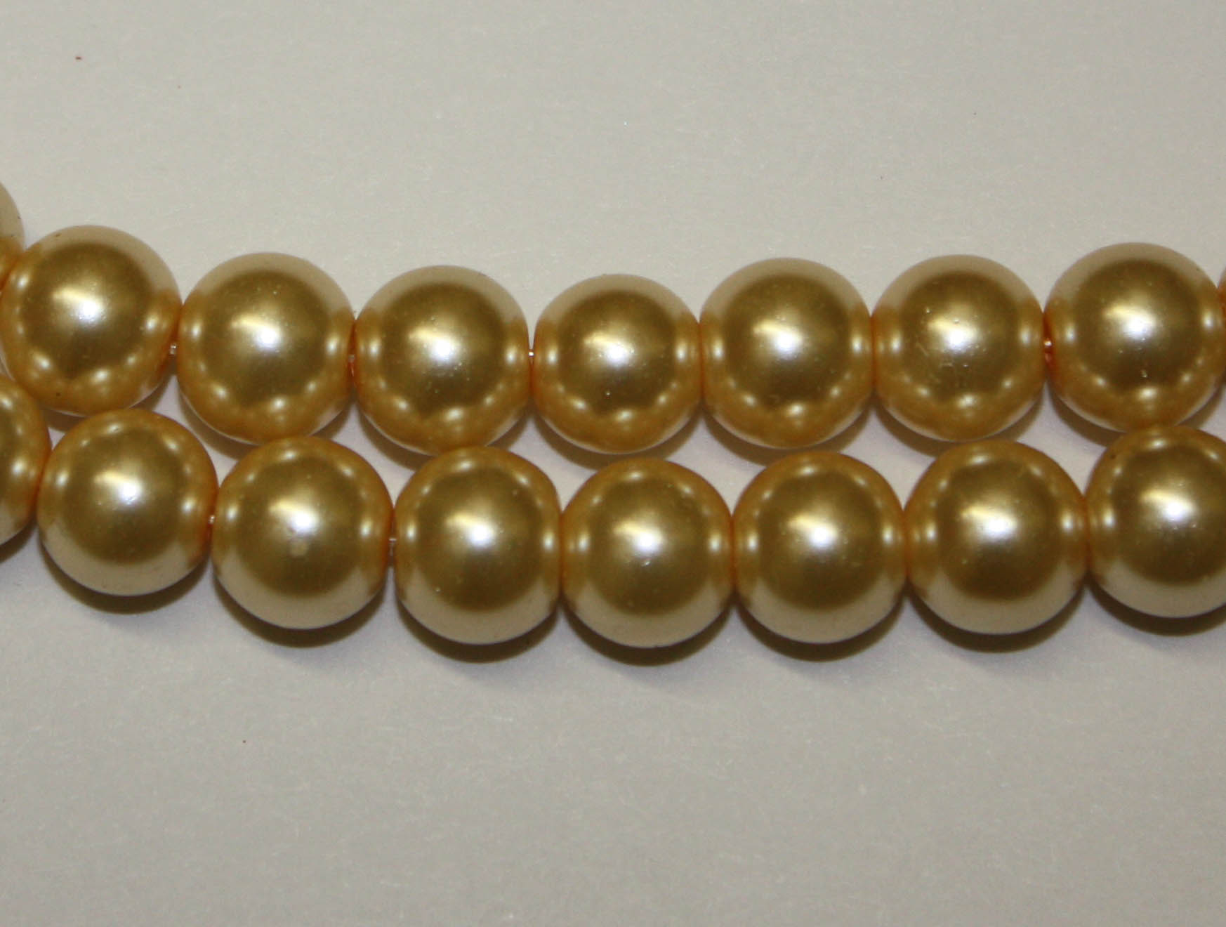Glass Pearls Gold 4mm