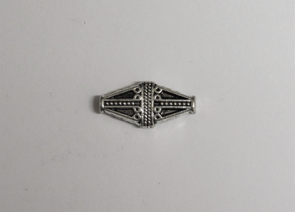 Long Decorative Diamond Bead Silver 22mm (x1)