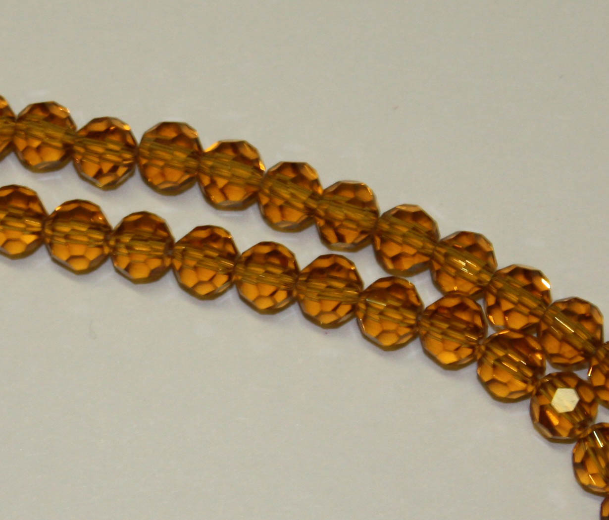 Faceted Glass Round Topaz 8mm